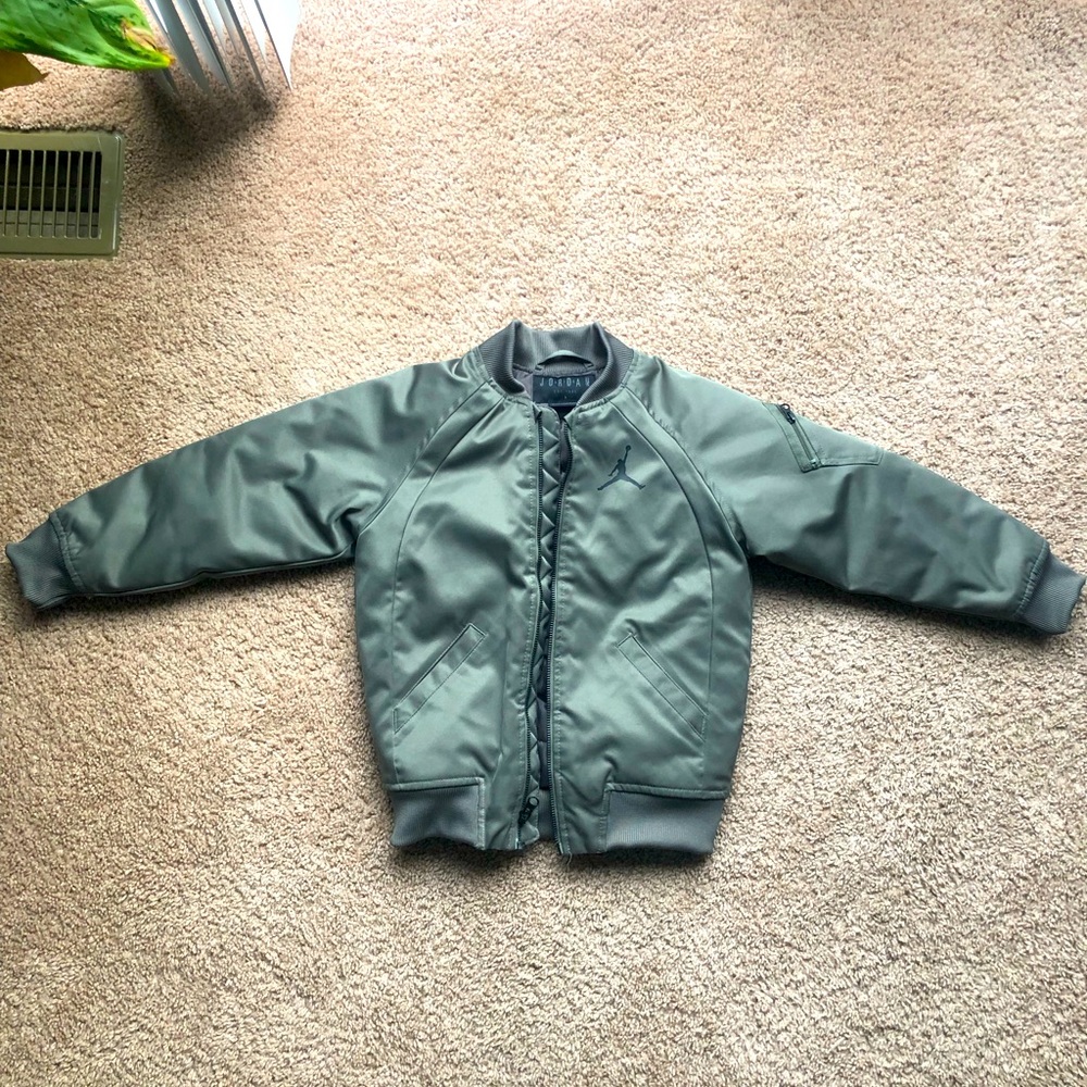 Jacket - Picture 4 of 7